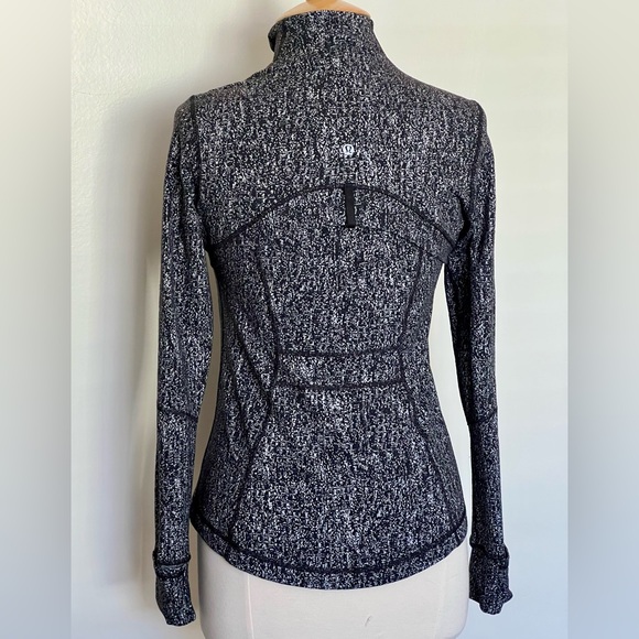 Lululemon Define Jacket - Picture 6 of 16
